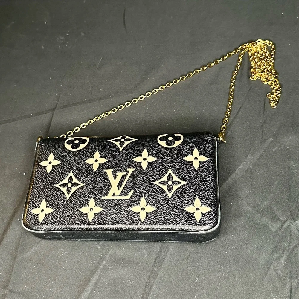 LOUIS VUITTON Monogram Empreinte Felicie Pochette